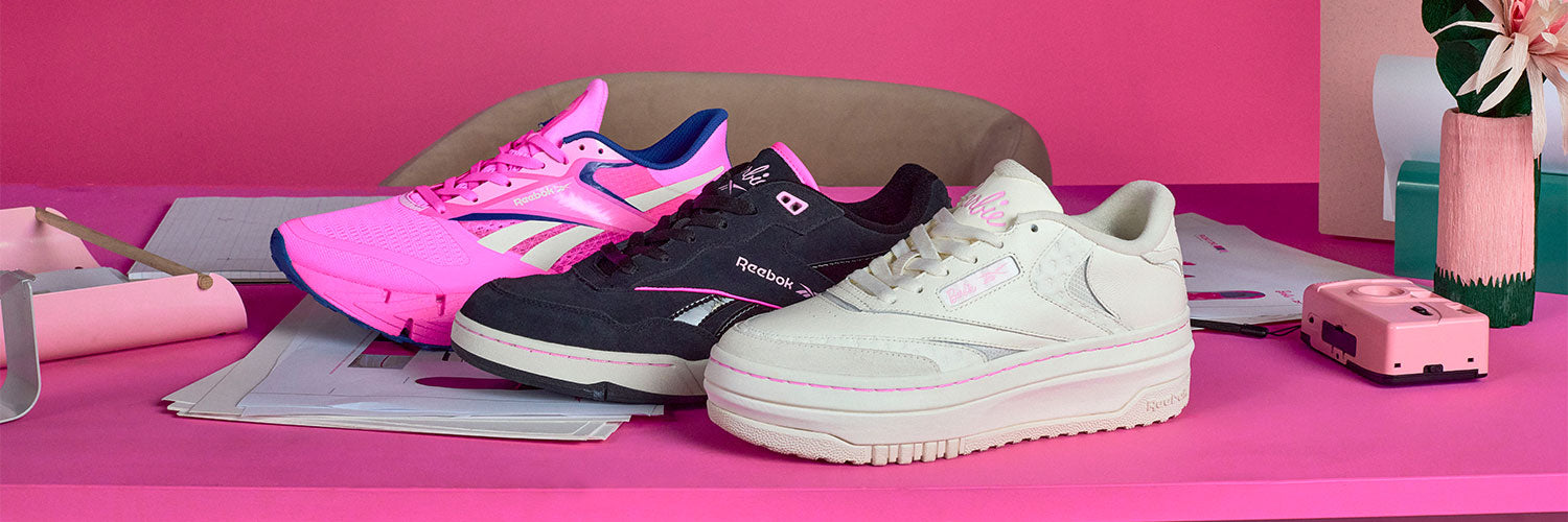 REEBOK × BARBIE トラックパンツ バービー ピンク リーボック REEBOK × BARBIE トラックパンツ バービー ピンク リーボック