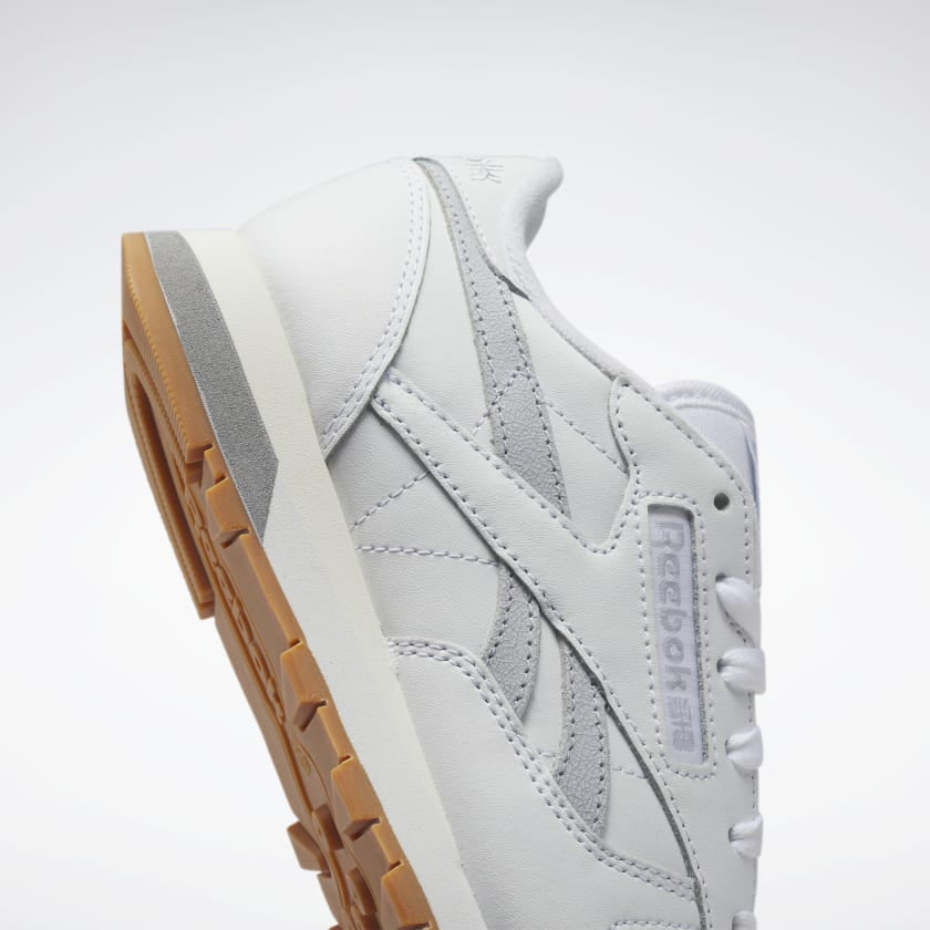 Grey and white reebok on sale classics