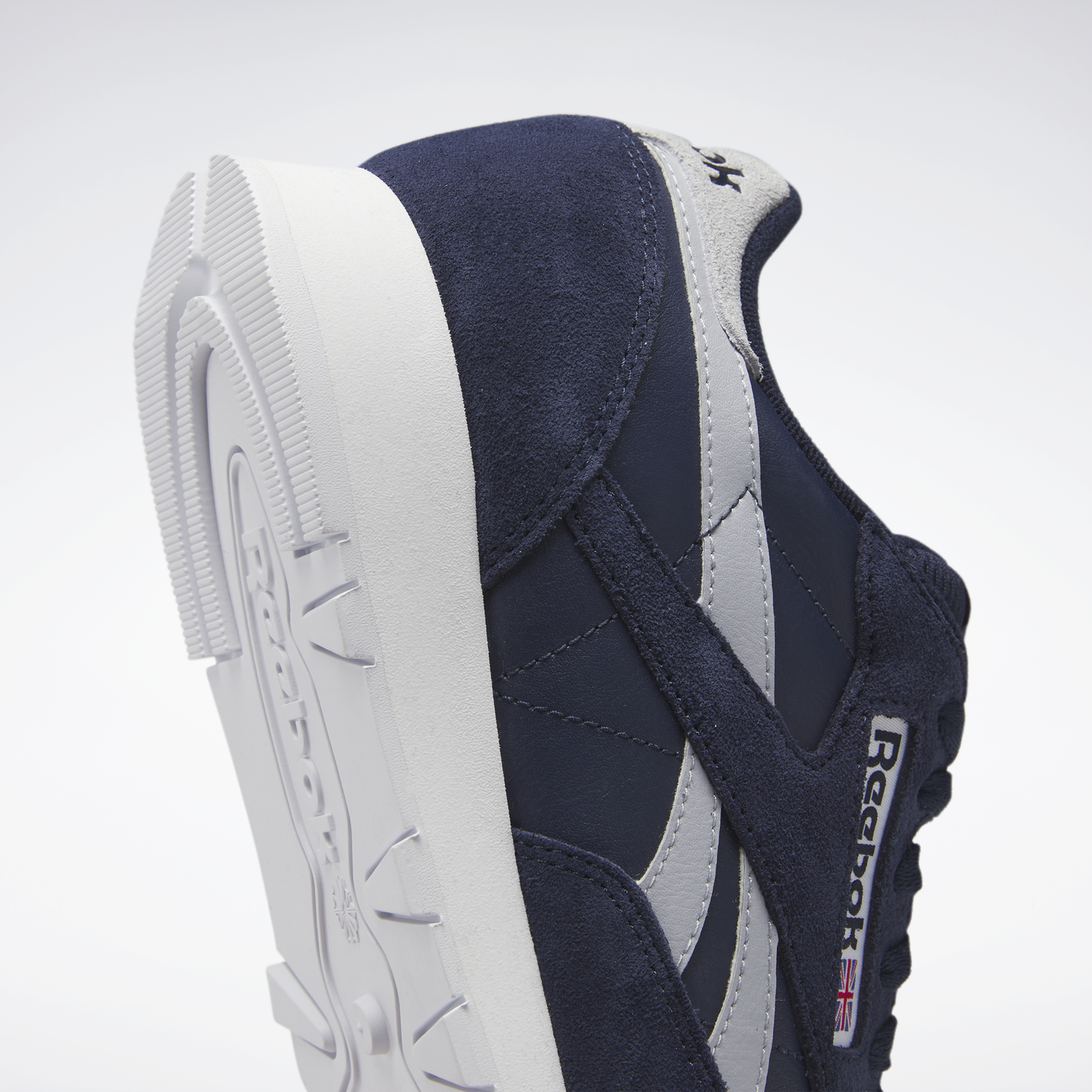 Classic Leather Shoes Vector Navy/Cold Grey 2/White