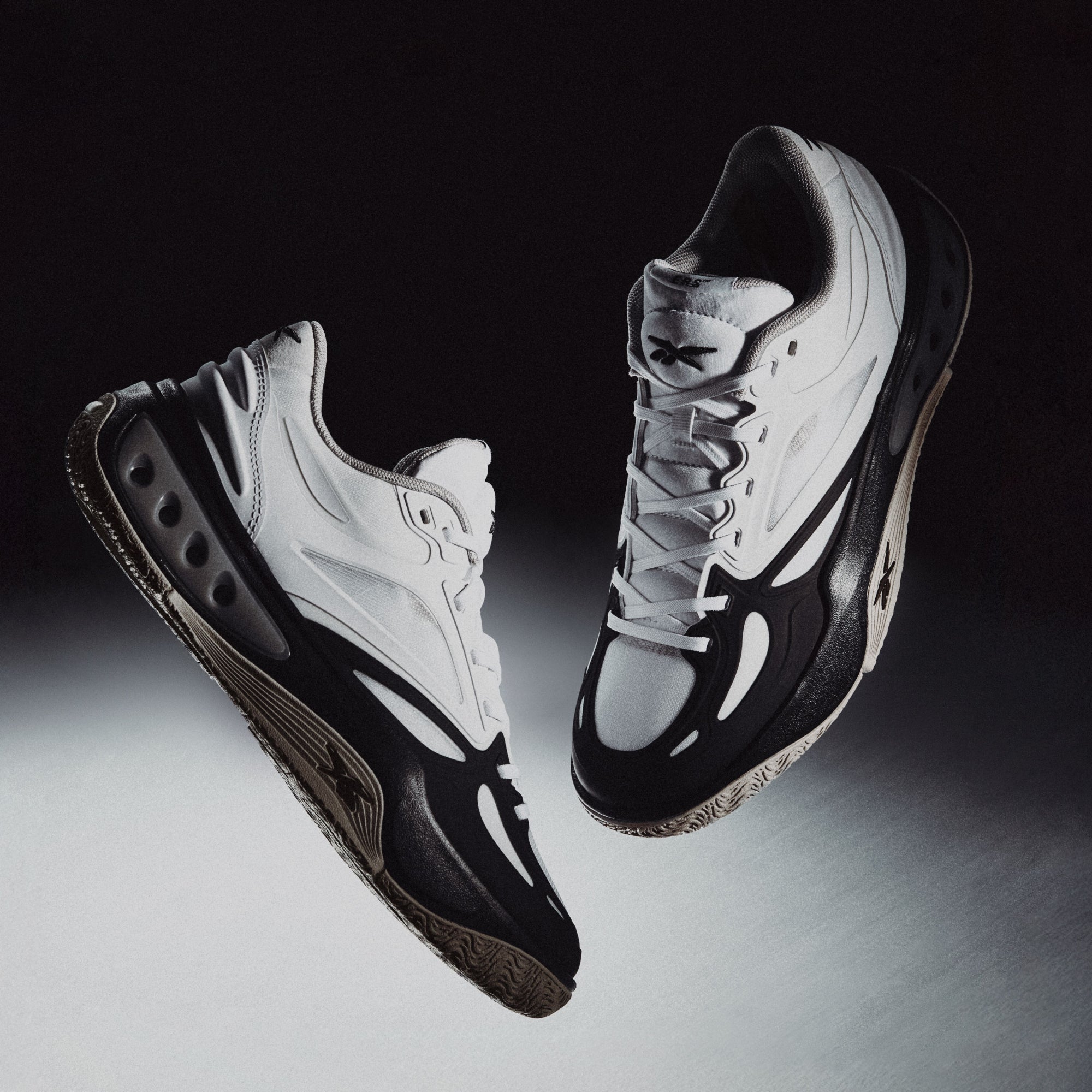 Engine A Ftwr White/Black/Moonstone