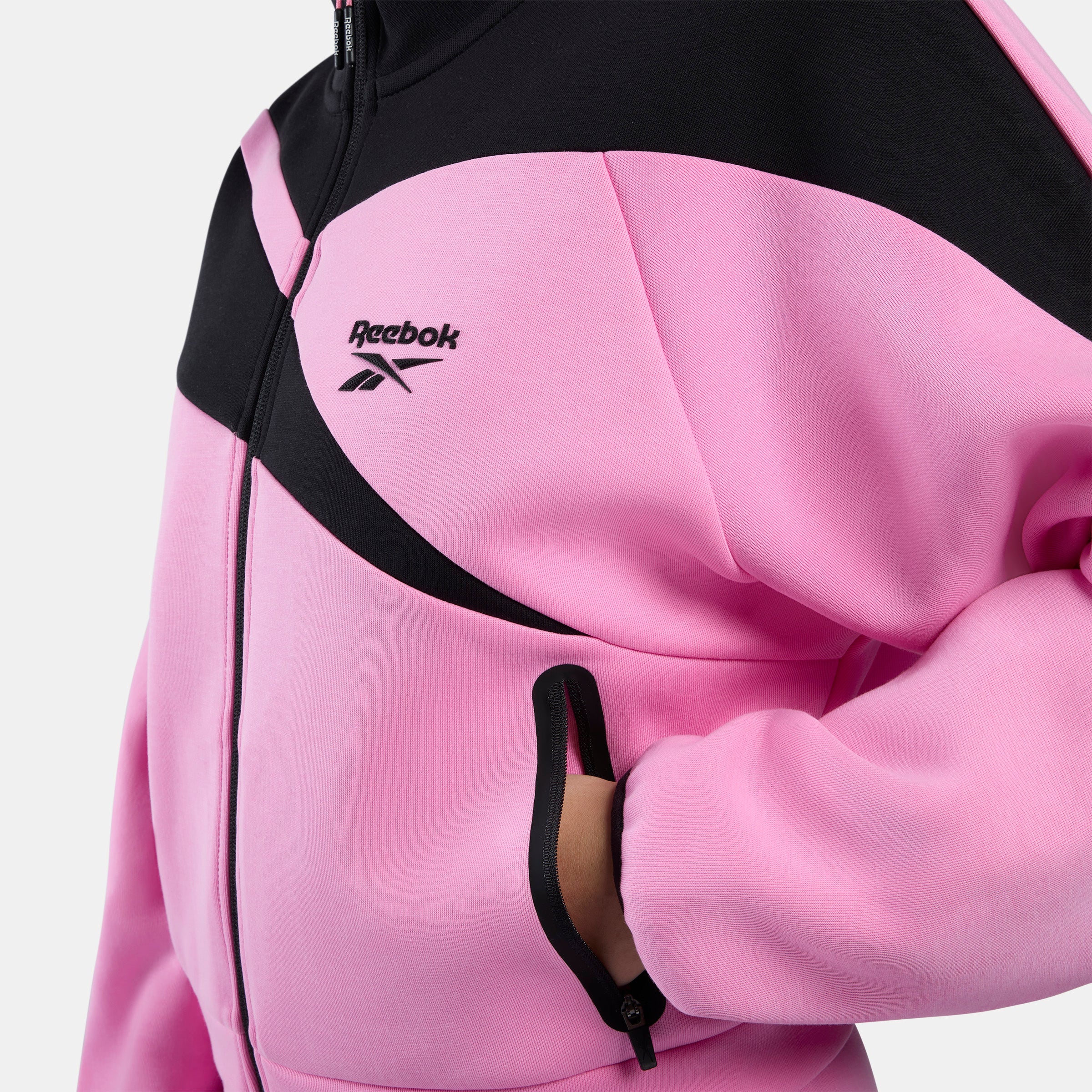 Vector Track Top Black