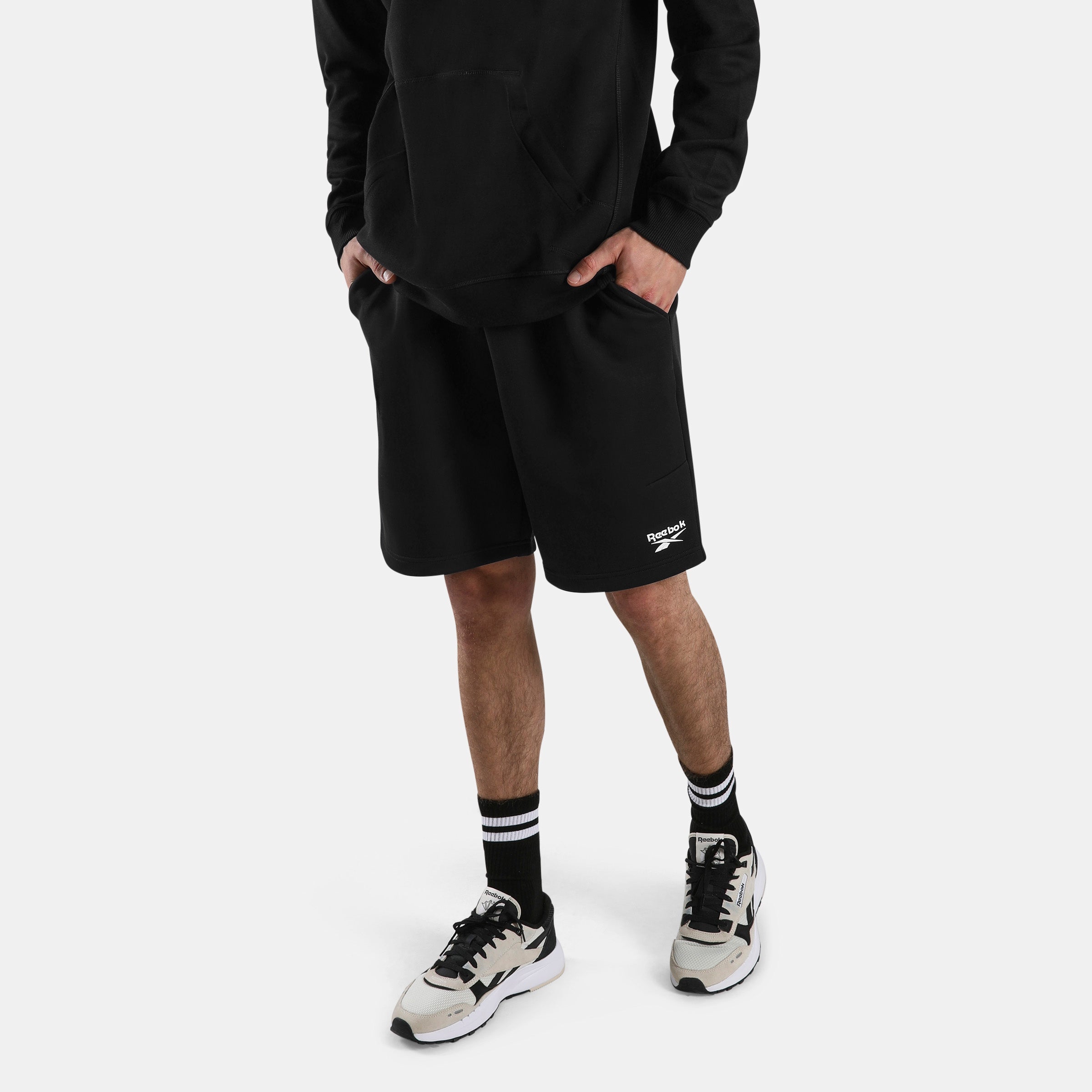 Core Shorts Black