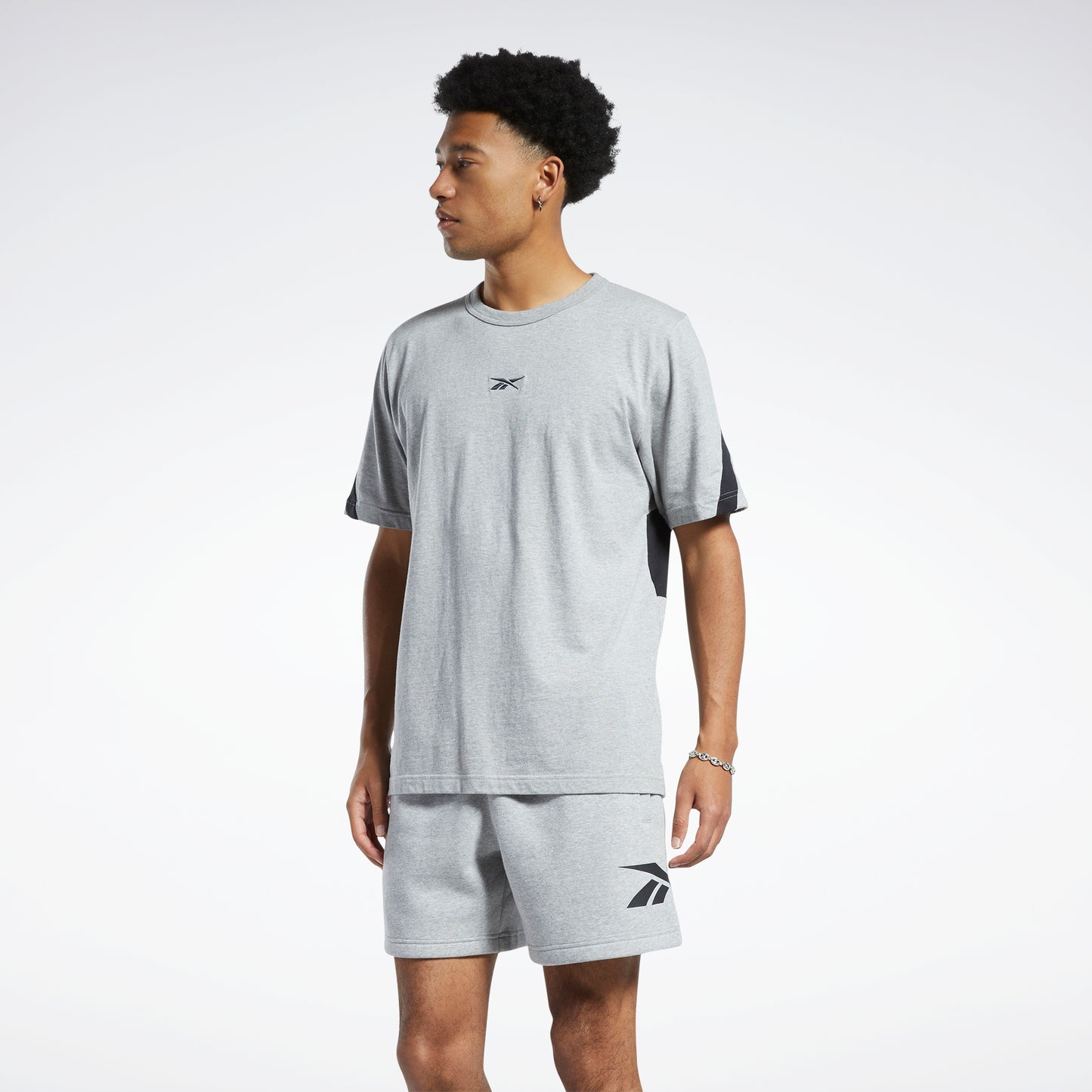 Classics Brand Proud T-Shirt Medium Grey Heather