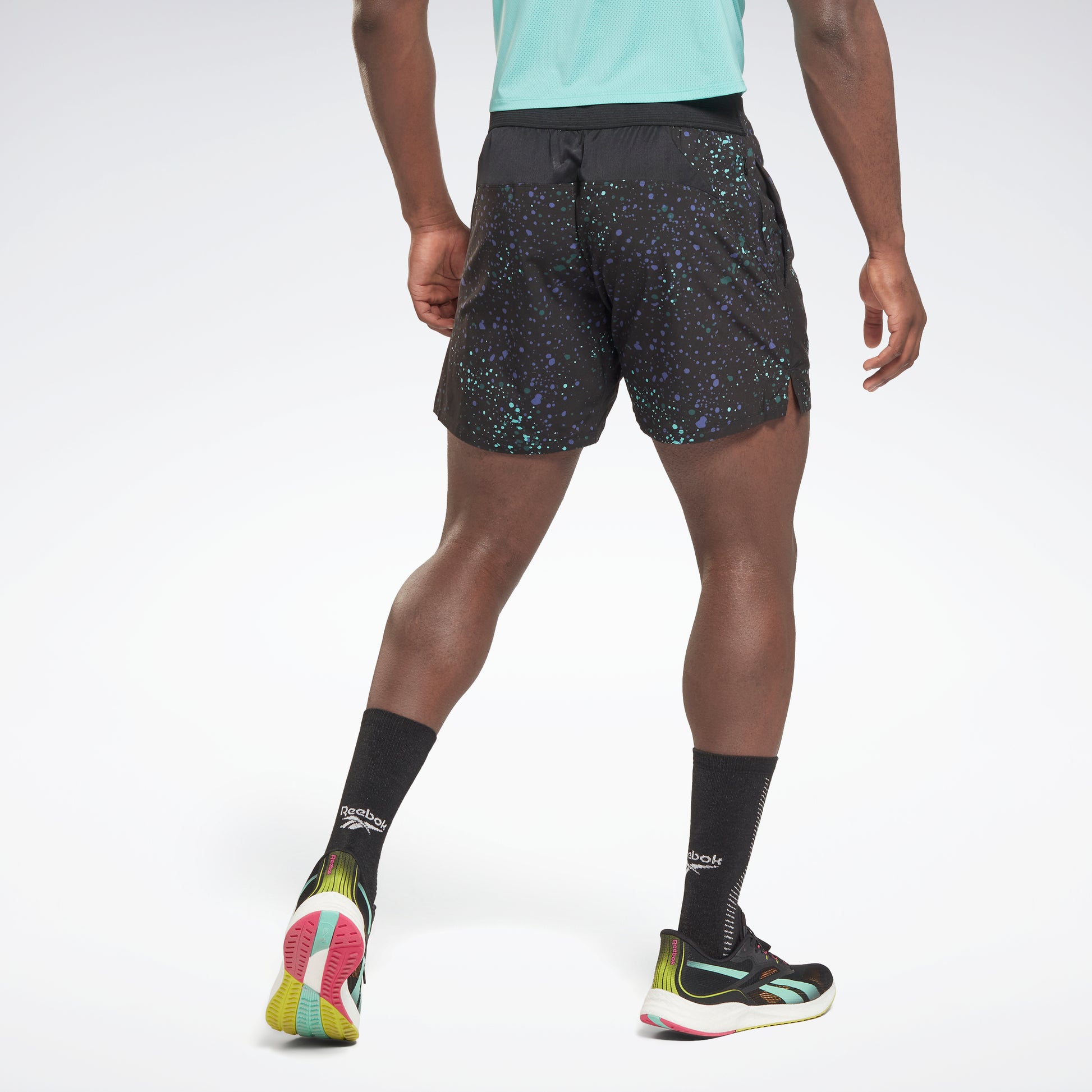 – Black Reebok Australia Allover Print Strength Shorts