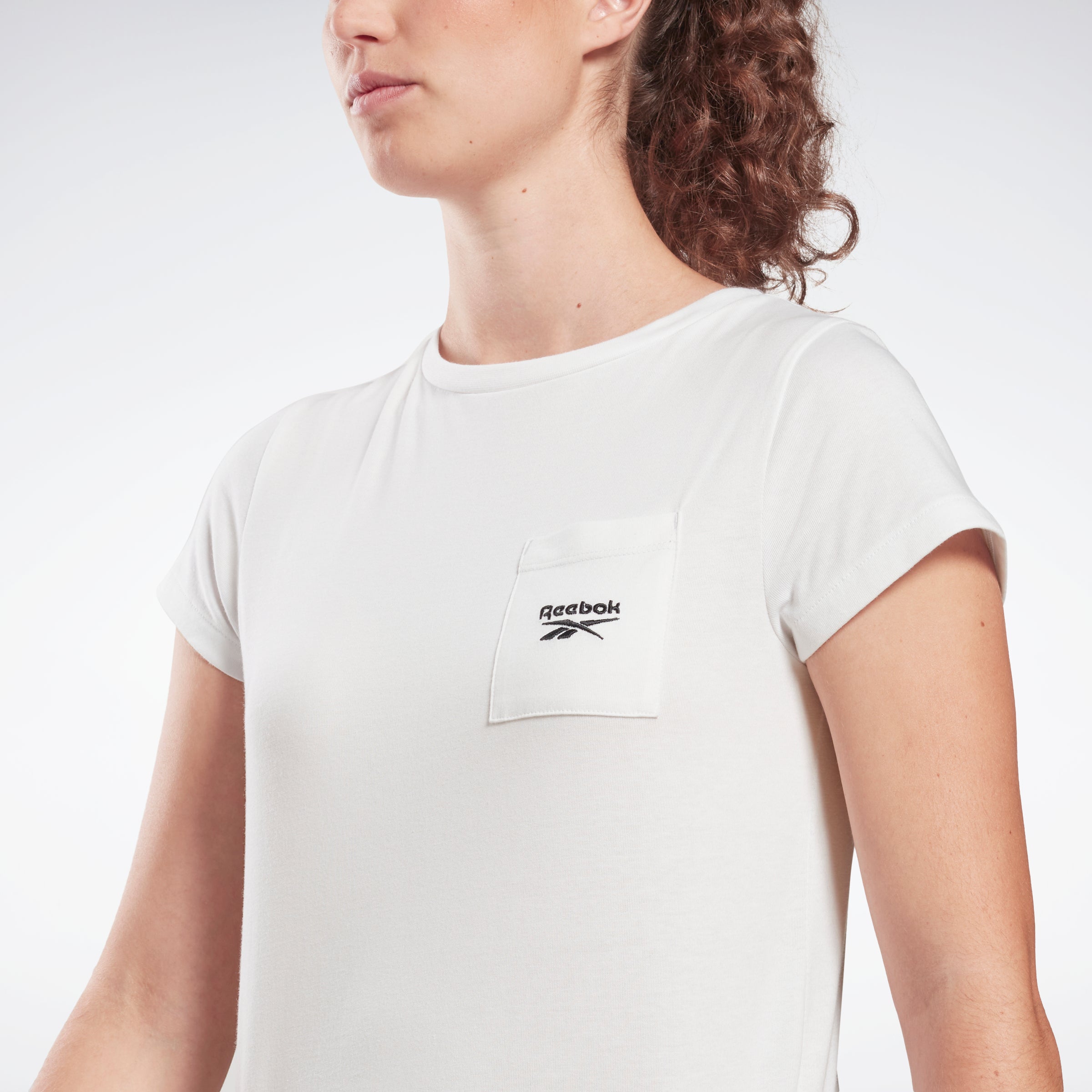 Reebok t shirt white on sale