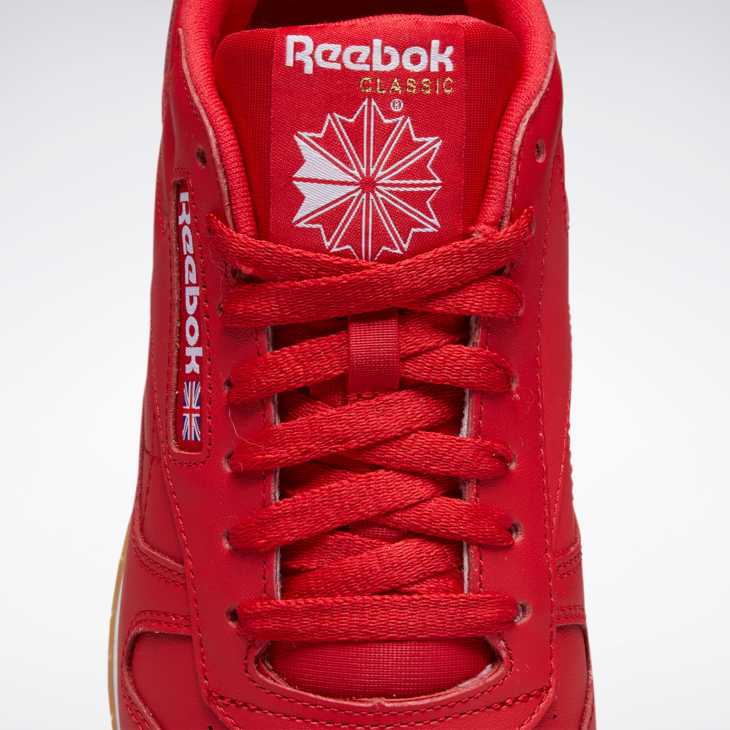 Classic on sale red reebok