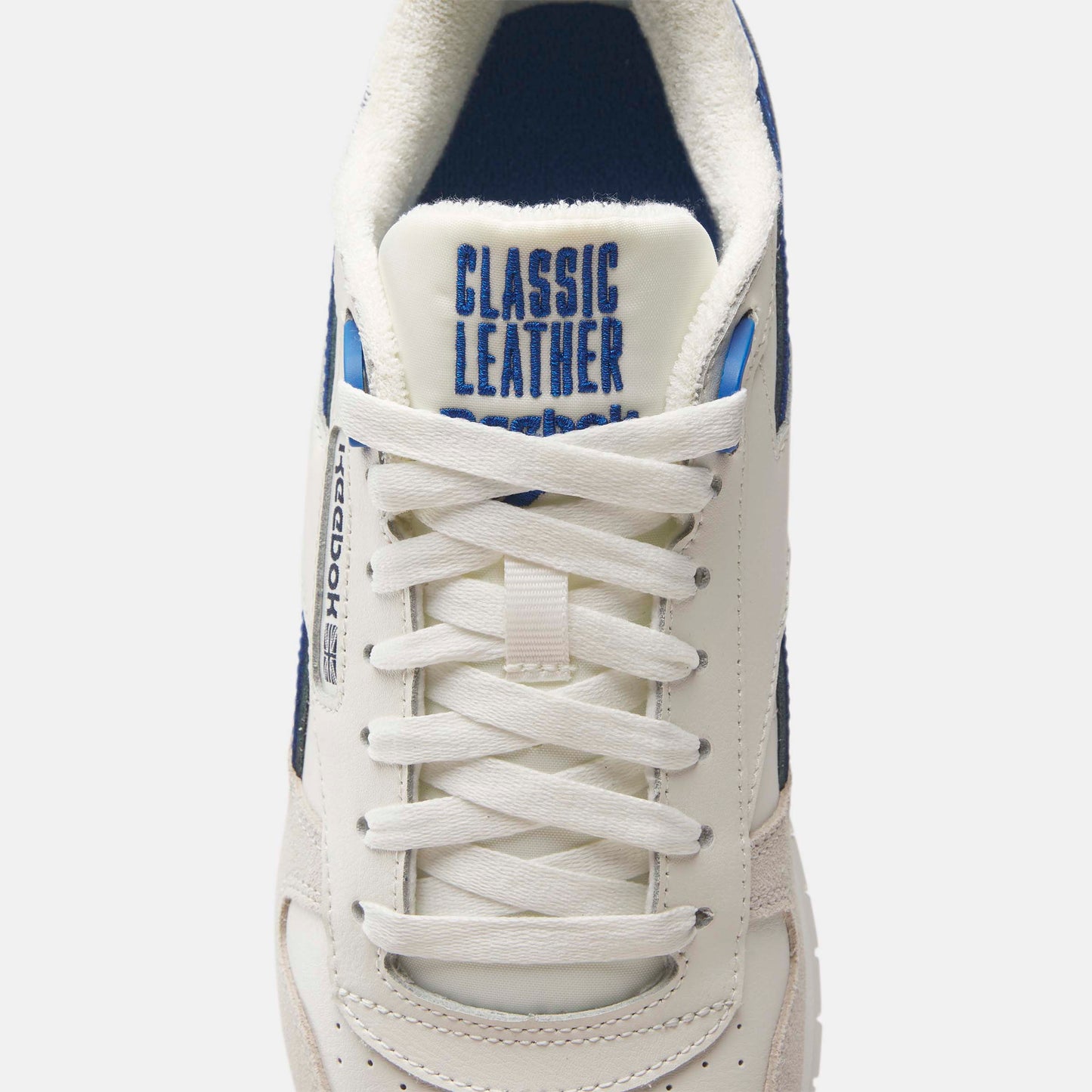 Classic Leather Chalk/Vector Blue/Vector Navy